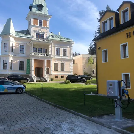 Hotel Golf Cihelny