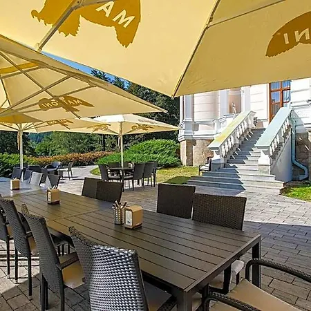Golf Cihelny Hotel